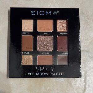 Sigma Beauty Spicy Eyeshadow Palette - Rich Browns and Golds